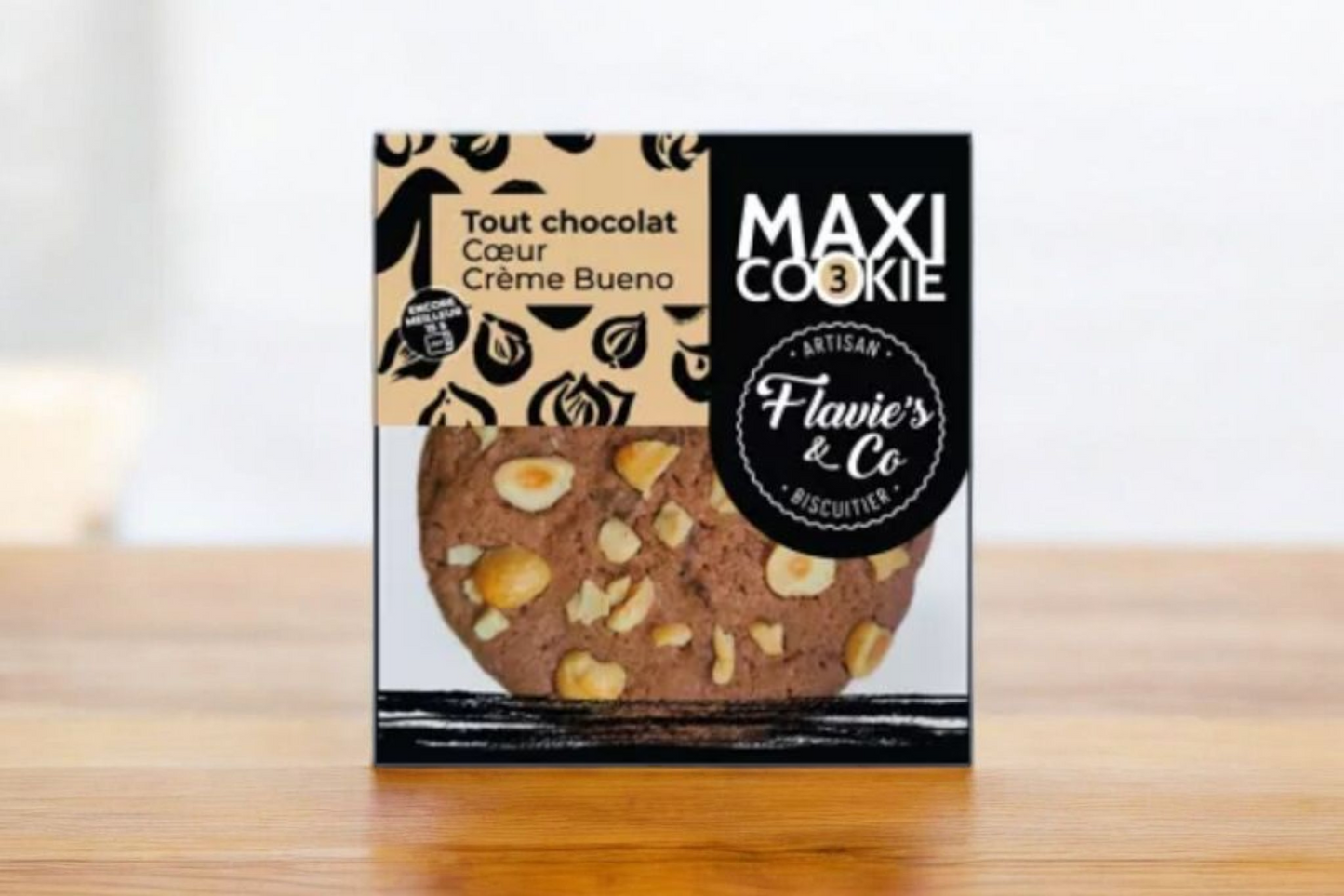 MAXI COOKIE TOUT CHOCOLAT COEUR CRÉME BUENO 90G